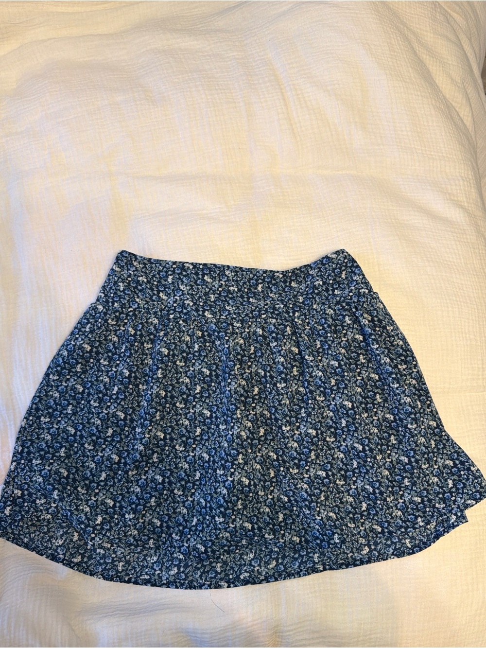 Blue Floral Pleated Mini Skirt